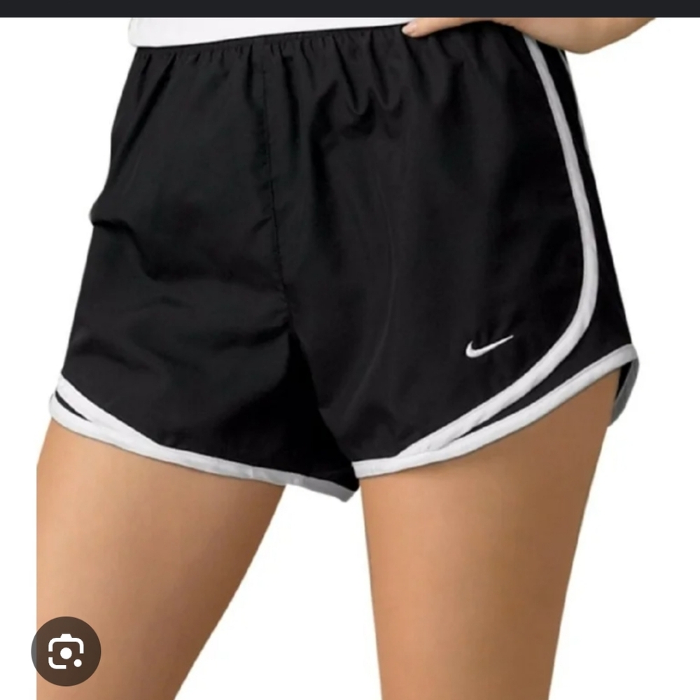 Nike Black and White Athletic Shorts with Curved Hem. SIZE M.